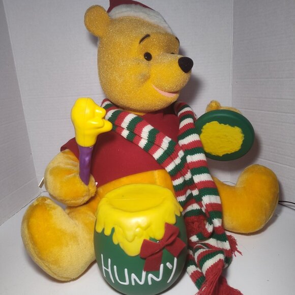 Winnie the Pooh Animated Christmas Motion-ette Hunny pot Figure Disney Telco - Picture 1 of 7